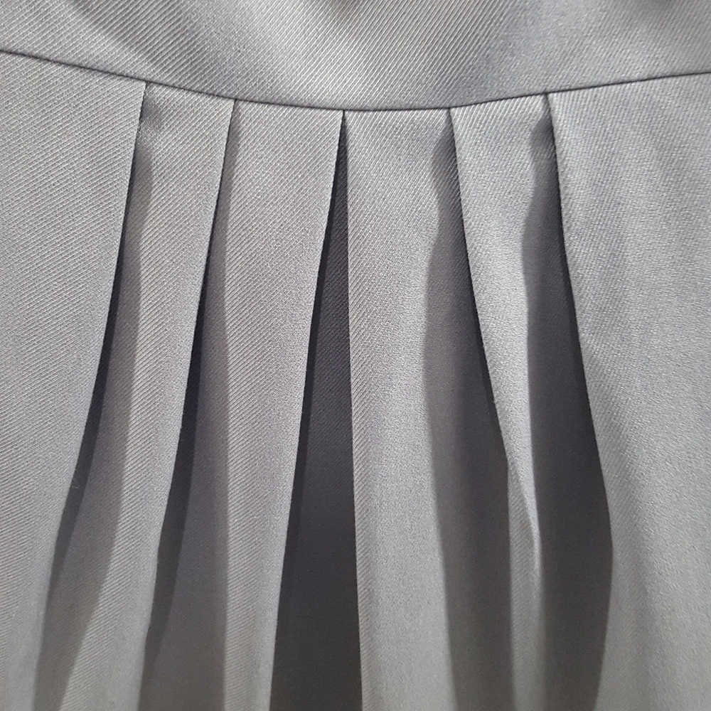 MaxandCleo Gray Dress Size 8 - Picture 7 of 7
